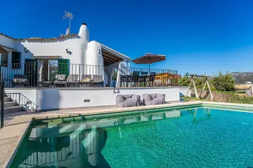 Pool, Haus und Garten